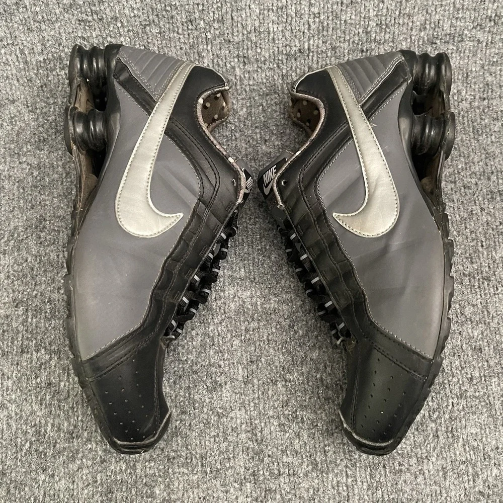 Nike shox shoes